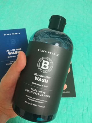 블랙페블 올인원 워시 쿨 웨이브 500ml — 5점을 준 리뷰어가 2021년 4월 올린 사용 사진