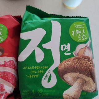 [풀무원] 자연은맛있다 정면, 백면, 홍면  세트 — 5점을 준 리뷰어가 2021년 4월 올린 사용 사진