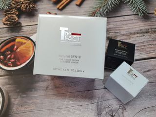 The Fact 더 팩트 내추럴 에스에프엔 에이틴 시니어 크림 — 5점을 준 리뷰어가 2021년 4월 올린 사용 사진