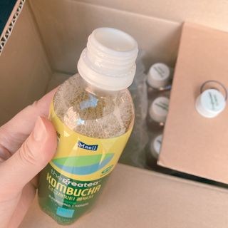 더그레잇티 콤부차 [매일유업] 더그레잇티 44kcal 콤부차 300ml *12개입 (오리지널 6개+베리리치 6개) — 5점을 준 리뷰어가 2023년 7월 올린 사용 사진