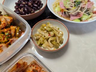 루시델리 야미하우스 홍콩 스파이시 프리미엄 짜사이 무침 500g — 5점을 준 리뷰어가 2024년 6월 올린 사용 사진