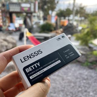 렌시스 LENSSIS [ 렌시스 ] 품절대란템 , 데일리로 쓰기 좋은 ＃베티 시리즈 1개월용 ｜ 5컬러 중 택1 ｜ — 5점을 준 리뷰어가 2021년 4월 올린 사용 사진