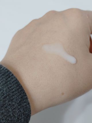 리더스코스메틱 리더스 카밍 바이오틱스 에센스 워터 — 5점을 준 리뷰어가 2021년 1월 올린 사용 사진