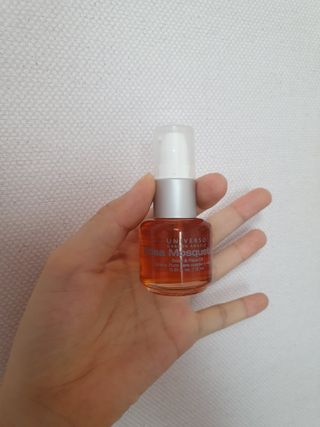 유니베르소 로즈힙 오일 15ml — 5점을 준 리뷰어가 2021년 4월 올린 사용 사진