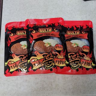불타 지옥불카레 불지옥맛 180g x 3봉 — 3점을 준 리뷰어가 2021년 6월 올린 사용 사진