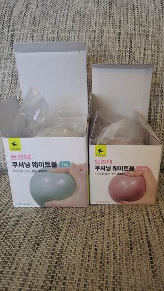 트라택 쿠셔닝 웨이트볼 0.5kg + 1kg SET — 5점을 준 리뷰어가 2022년 6월 올린 사용 사진