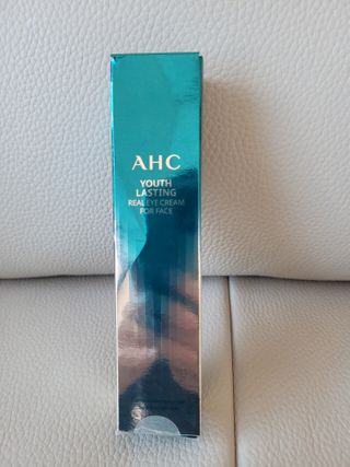 [NEW 탄력유턴 아이크림] AHC 유스 래스팅 리얼 아이크림 포 페이스 — 5점을 준 리뷰어가 2021년 3월 올린 사용 사진