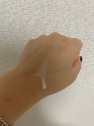 리더스코스메틱 리더스 카밍 바이오틱스 에센스 워터 — 5점을 준 리뷰어가 2021년 9월 올린 사용 사진