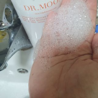 프리[닥터문] 유산균 락토케어 질경초 여성청결제 1000ml (젤타입) — 4.5점을 준 리뷰어가 2022년 5월 올린 사용 사진