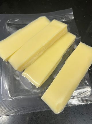 앙투어솔레 아일랜드 구워먹는 치즈 100 자연 치즈 와인안주 300g(100g x 3팩) — 5점을 준 리뷰어가 2022년 8월 올린 사용 사진