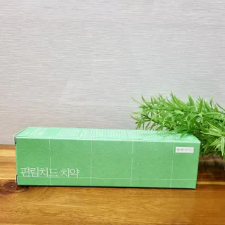 방방곳곳 편림오일 편림치드 치약 — 5점을 준 리뷰어가 2022년 7월 올린 사용 사진