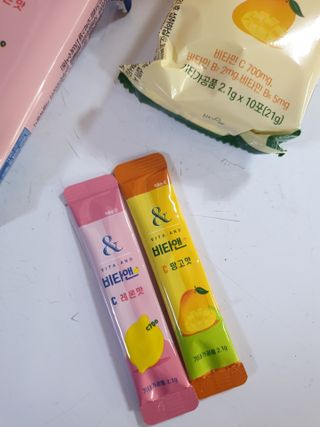 비타앤C 레몬맛, 망고맛 — 5점을 준 리뷰어가 2021년 4월 올린 사용 사진