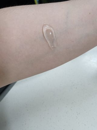 체르엠  프루브 콜라겐 앰플세럼 60ml 1병 — 5점을 준 리뷰어가 2022년 4월 올린 사용 사진