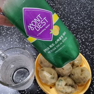 몽베스트 Montbest with Sparkling water Lemon OR Lime 20병(랜덤) — 5점을 준 리뷰어가 2022년 11월 올린 사용 사진