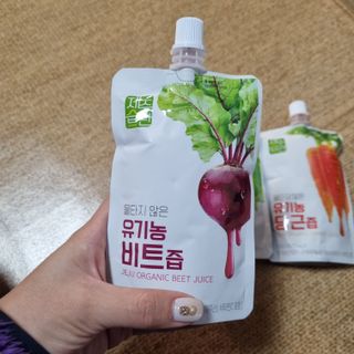 탐라원 유기농 제주산 건강즙 3종 - 양배추즙 비트즙 당근즙 — 5점을 준 리뷰어가 2021년 12월 올린 사용 사진