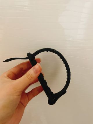 NAROO 스너그그랩 SE1 가볍고 통기성 좋은 엘보 팔꿈치 보호대 — 5점을 준 리뷰어가 2023년 9월 올린 사용 사진
