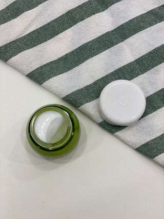 [후르디아] 민감피부 수분크림 비건 아보카도 크림 — 5점을 준 리뷰어가 2021년 2월 올린 사용 사진