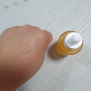 체르엠 스템앤셀 비타민 브라이트닝 에센스 30ml 1개 — 4.5점을 준 리뷰어가 2021년 10월 올린 사용 사진