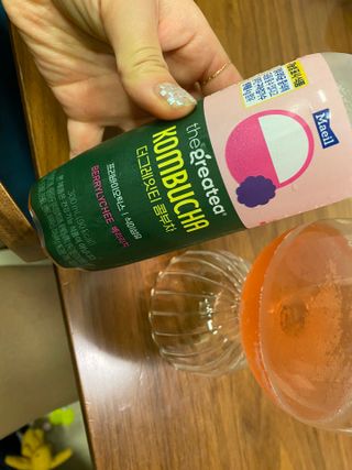 더그레잇티 콤부차 300ml *12개입 (오리지널 6개+베리리치 6개) — 5점을 준 리뷰어가 2022년 7월 올린 사용 사진