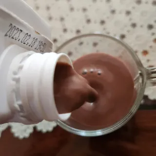 이너프 뮐크 초콜릿맛 — 3점을 준 리뷰어가 2022년 9월 올린 사용 사진