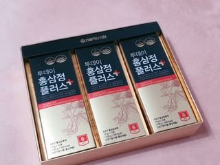 서울약사신협_투데이홍삼정플러스스틱_10g x 30포 — 5점을 준 리뷰어가 2021년 6월 올린 사용 사진