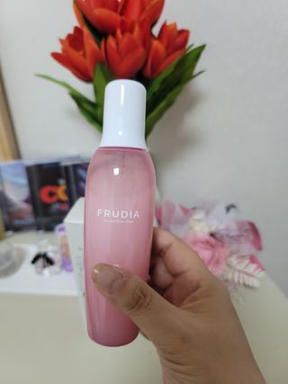 [후르디아] 주름 개선 기능성-석류 크림 미스트 — 5점을 준 리뷰어가 2021년 2월 올린 사용 사진