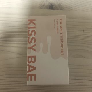 KISSY BAE 키시베이 키시베이 리얼화이트 톤업틴트 — 3점을 준 리뷰어가 2021년 7월 올린 사용 사진