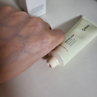 젠바이오 코스메틱스 젠바이오수딩크림]   가려운 피부 & 아토피 원픽 크림 — 4점을 준 리뷰어가 2022년 10월 올린 사용 사진