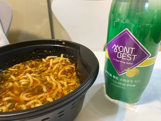 몽베스트 Montbest with Sparkling water Lemon OR Lime 20병(랜덤) — 5점을 준 리뷰어가 2021년 11월 올린 사용 사진