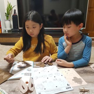 움직이는 종이로봇 - 로빗 로얄버전 움직이는 종이 로봇 - 로빗 — 5점을 준 리뷰어가 2021년 1월 올린 사용 사진