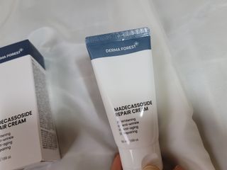 더마포레스트 마데카소사이드 리페어 크림,  모이스처라이징 아쿠아크림 — 5점을 준 리뷰어가 2021년 8월 올린 사용 사진