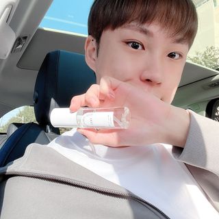 디어포레스트 [5개세트] 숲속의 하루 패브릭미스트 (섬유향수/ 룸스프레이) 50ml 5개 — 5점을 준 리뷰어가 2022년 9월 올린 사용 사진