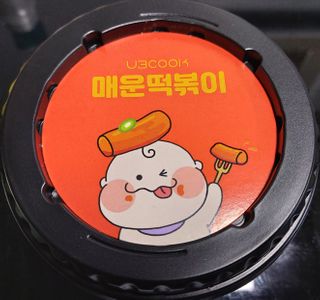 유비쿡 컵떡볶이 매운컵떡볶이2개/ 짜장컵떡볶이 2개  총 4개세트 — 5점을 준 리뷰어가 2021년 2월 올린 사용 사진