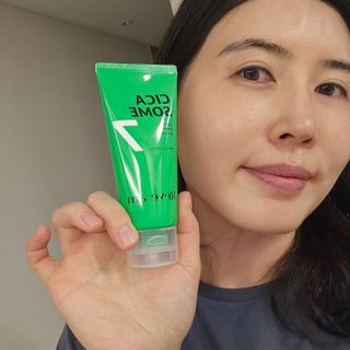 나우_ [리브엠] 화해 Best pick! 진정천재! 시카좀 카밍 워터 젤 크림 — 5점을 준 리뷰어가 2025년 5월 올린 사용 사진