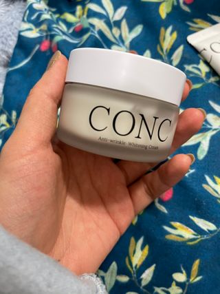CONC 콩크 미로탐누스 안티링클 화이트닝 크림 — 5점을 준 리뷰어가 2021년 2월 올린 사용 사진