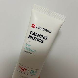 리더스코스메틱 리더스 카밍 바이오틱스 선 에센스 SPF 50+ PA++++ — 3점을 준 리뷰어가 2022년 8월 올린 사용 사진