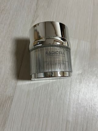 소담스퀘어 상암 라디셀 인텐시브 큐어 크림 50ml — 5점을 준 리뷰어가 2022년 11월 올린 사용 사진