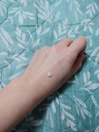 [NEW 탄력유턴 아이크림] AHC 유스 래스팅 리얼 아이크림 포 페이스 — 5점을 준 리뷰어가 2021년 1월 올린 사용 사진