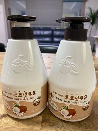 [과일나라] 피부가 마시는 코코넛우유 바디클렌저&바디로션 — 5점을 준 리뷰어가 2022년 3월 올린 사용 사진