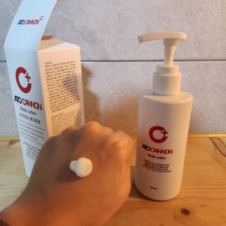 아토캐논(ATO CANNON) 아토캐논 고보습 바디로션 200ml — 5점을 준 리뷰어가 2022년 12월 올린 사용 사진