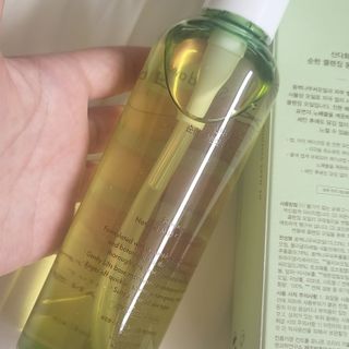 스킨큐어 산다화 순한 클렌징 동백 오일 200ml — 5점을 준 리뷰어가 2022년 8월 올린 사용 사진