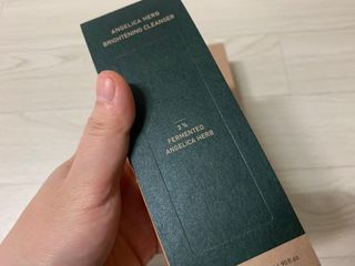 풀무원 브리엔 엔젤리카 허브 브라이트닝 클렌저+전용펌프 — 4.5점을 준 리뷰어가 2021년 2월 올린 사용 사진