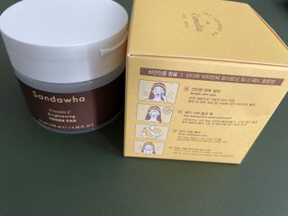산다화 비타민씨 화이트닝 토너 패드 — 5점을 준 리뷰어가 2023년 8월 올린 사용 사진