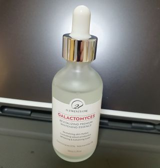 오투에니원 갈락토미세스 리바이탈라이징 프리미엄 화이트닝 에센스 50ml — 5점을 준 리뷰어가 2022년 12월 올린 사용 사진
