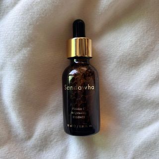 스킨큐어 산다화 비타민c 화이트닝 에센스 30ml — 5점을 준 리뷰어가 2023년 10월 올린 사용 사진