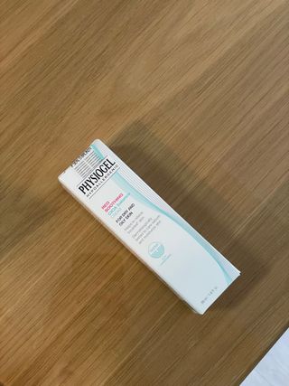 피지오겔 레드수딩 시카밸런스 크림 50ml — 5점을 준 리뷰어가 2022년 4월 올린 사용 사진