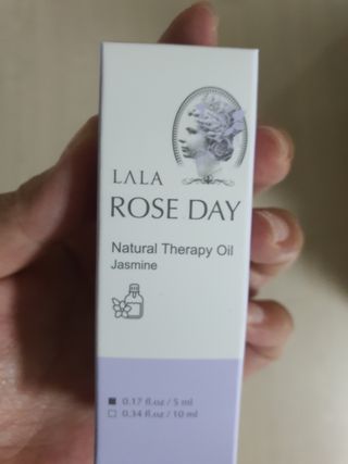 라라로즈데이 시즌2 천연 아로마오일 Y존 케어 속옷향수 이너퍼퓸 5ml  여성의 자존감을 UP시키자 — 5점을 준 리뷰어가 2021년 10월 올린 사용 사진