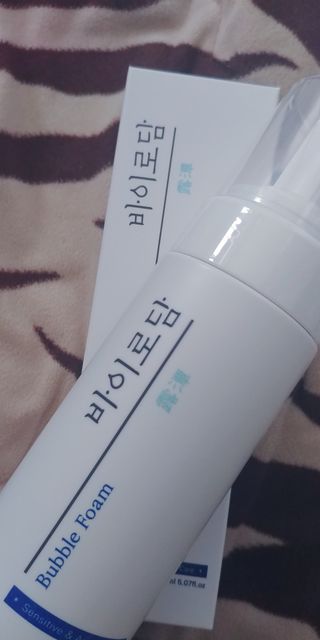 [바이로담] 저자극 약산성버블 폼 폼클렌징 150ml — 4.5점을 준 리뷰어가 2021년 4월 올린 사용 사진