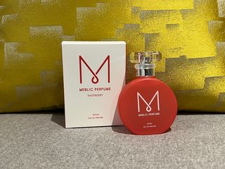 자연스러운 샴푸향이 나는 메블릭퍼퓸 케라 50ml +상큼달달한 라즈베리향이 나는 메블릭퍼퓸 라즈베리 50ml — 4.5점을 준 리뷰어가 2022년 9월 올린 사용 사진