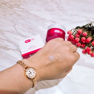 레드투래드 센서티브 슈퍼 크림 50ml — 5점을 준 리뷰어가 2021년 9월 올린 사용 사진